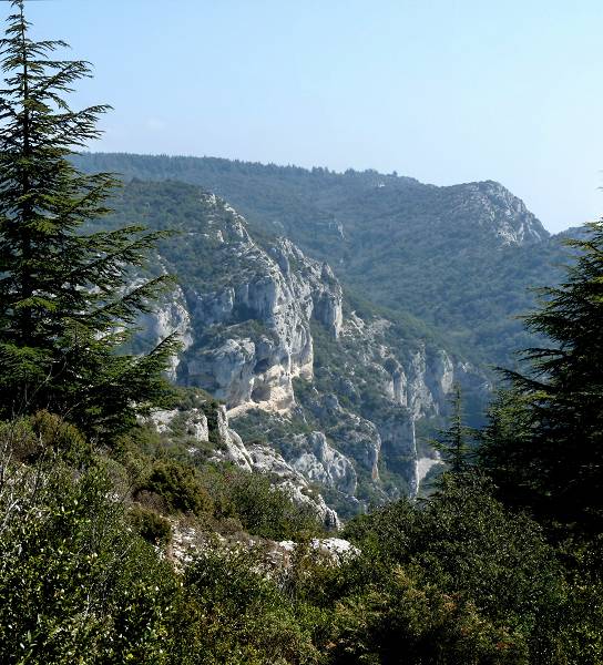 Lub�ron Roque des Bans