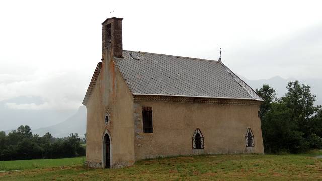 Poligny : Chapelle St Etienne