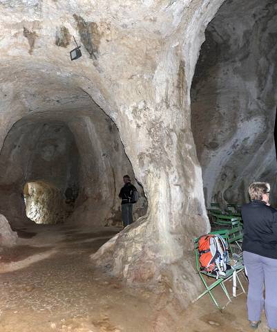 La Sainte Baume de Lirac 