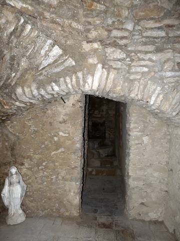 La Sainte Baume de Lirac 