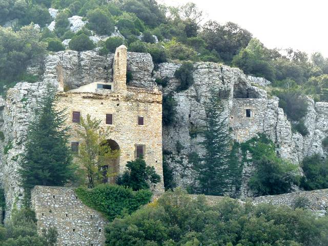 La Sainte Baume de Lirac 