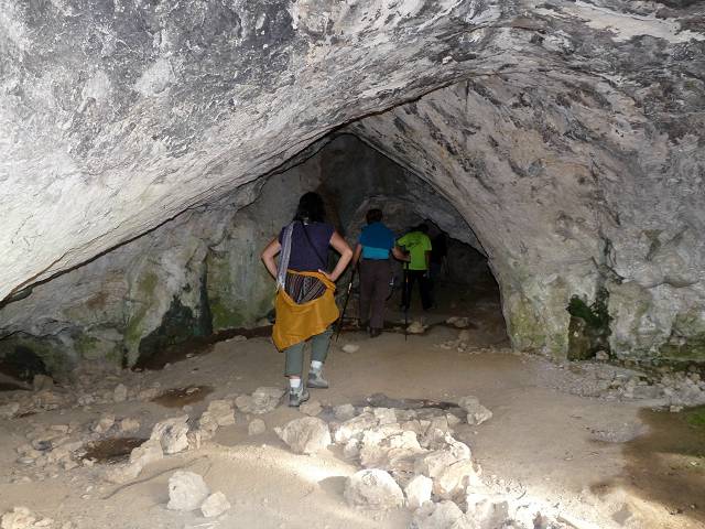 Grotte de Cabias
