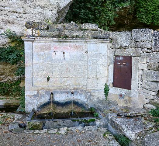 Le Lavoir de Lacoste