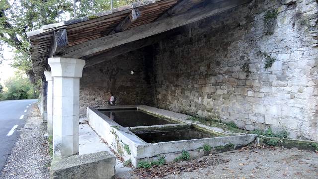 Le Lavoir de Lacoste